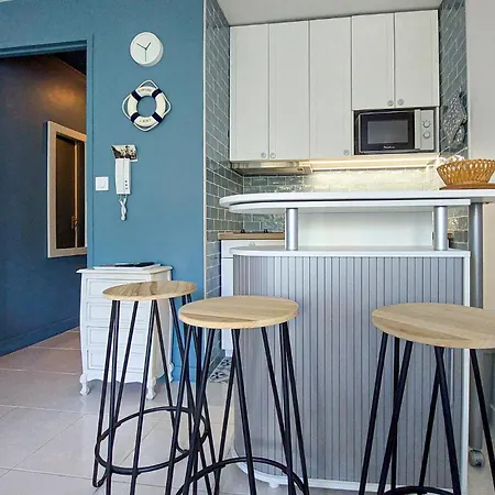 Awesome Studio In With House Sea View Διαμέρισμα Αρασόν