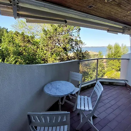 Awesome Studio In With House Sea View Διαμέρισμα *